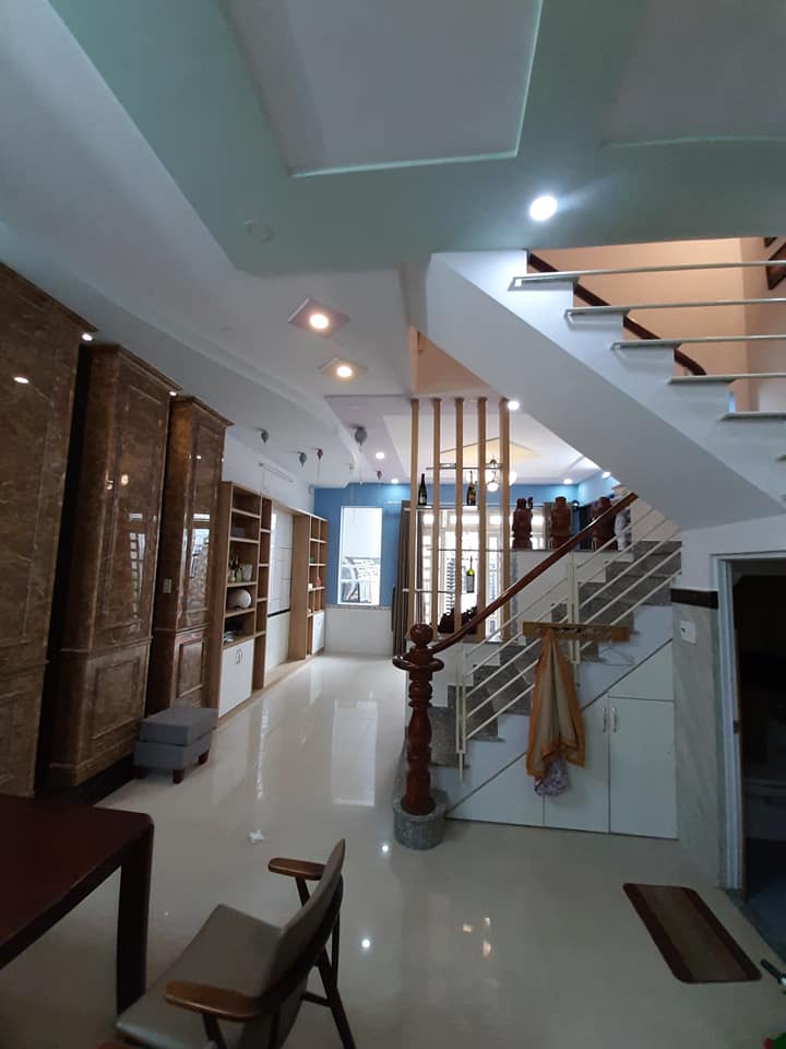 HOT: Bán nhà siêu đẹp chuẩn châu âu, đường Nguyễn Duy Cung, tặng nội thất, diện tích 71m2, 3.95 tỷ.